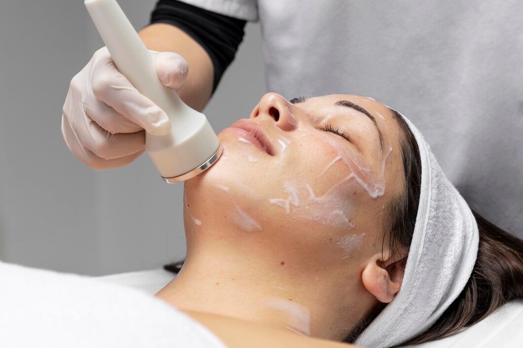 Jak peeling chemiczny może poprawić kondycję twojej skóry?