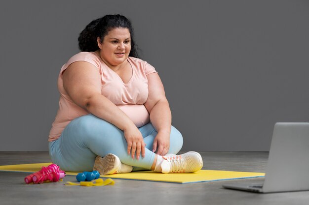 Zdrowe podejście do walki z otyłością: kompleksowe strategie i wsparcie psychologiczne